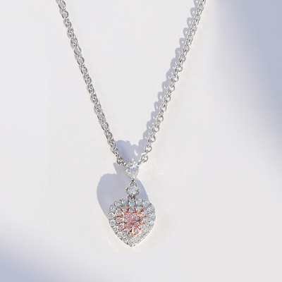 锁骨链万伦珠宝天然彩钻金钻石钻石吊坠心形粉钻项链现货颈饰