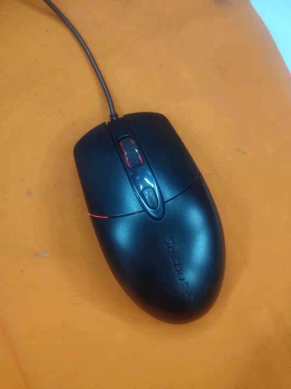 雷步战狼Ⅲ炫酷有线游戏rgb炫彩混合光usb家用办公电脑鼠标