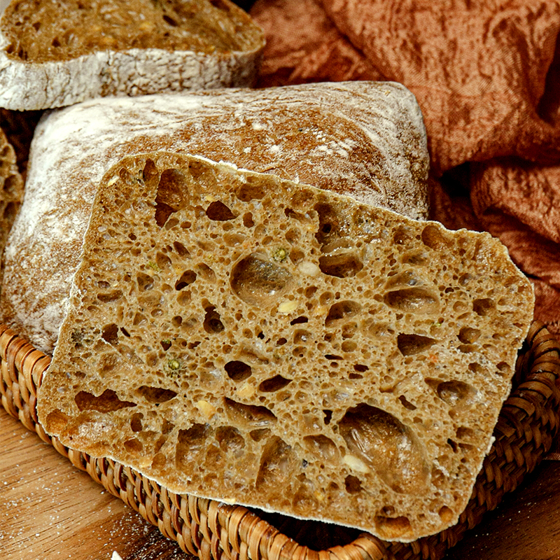 恰巴塔夏巴塔奇全麦黑麦花椒粗粮坚果法式硬欧包健身德式法棍面包