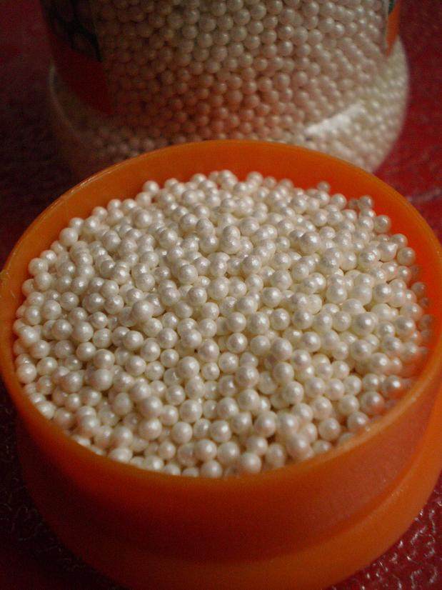 迷你白色小珍珠粒 烘焙装饰辅料银珠 奶油裱花蛋糕diy翻糖 1kg