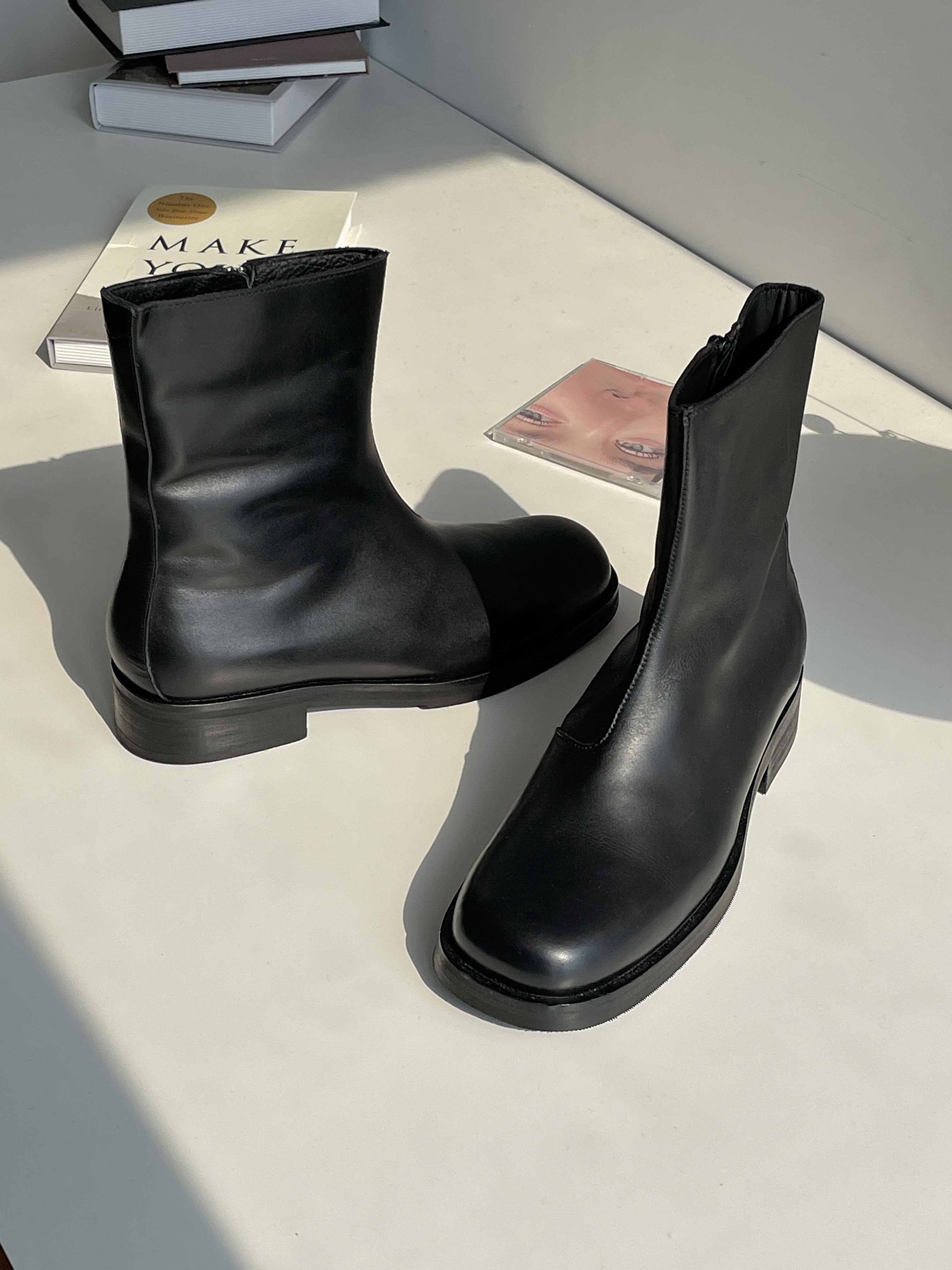 vegetable 黑色圆头牛皮靴百搭皮鞋非ourlegacy皮鞋