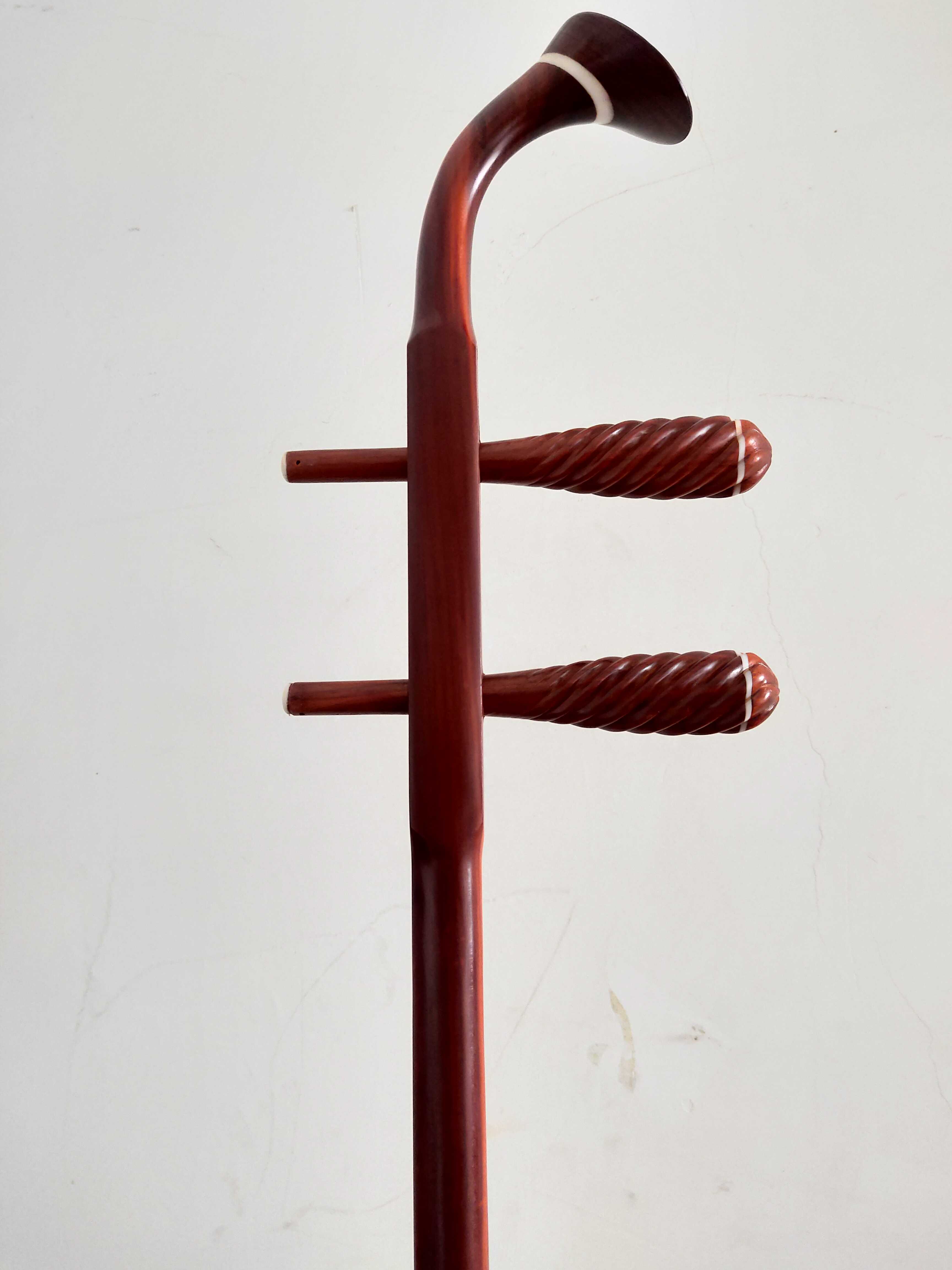 厂家直销非洲紫檀 二胡杆 越胡杆 高胡杆原木抛光弯头琴杆麻花轴