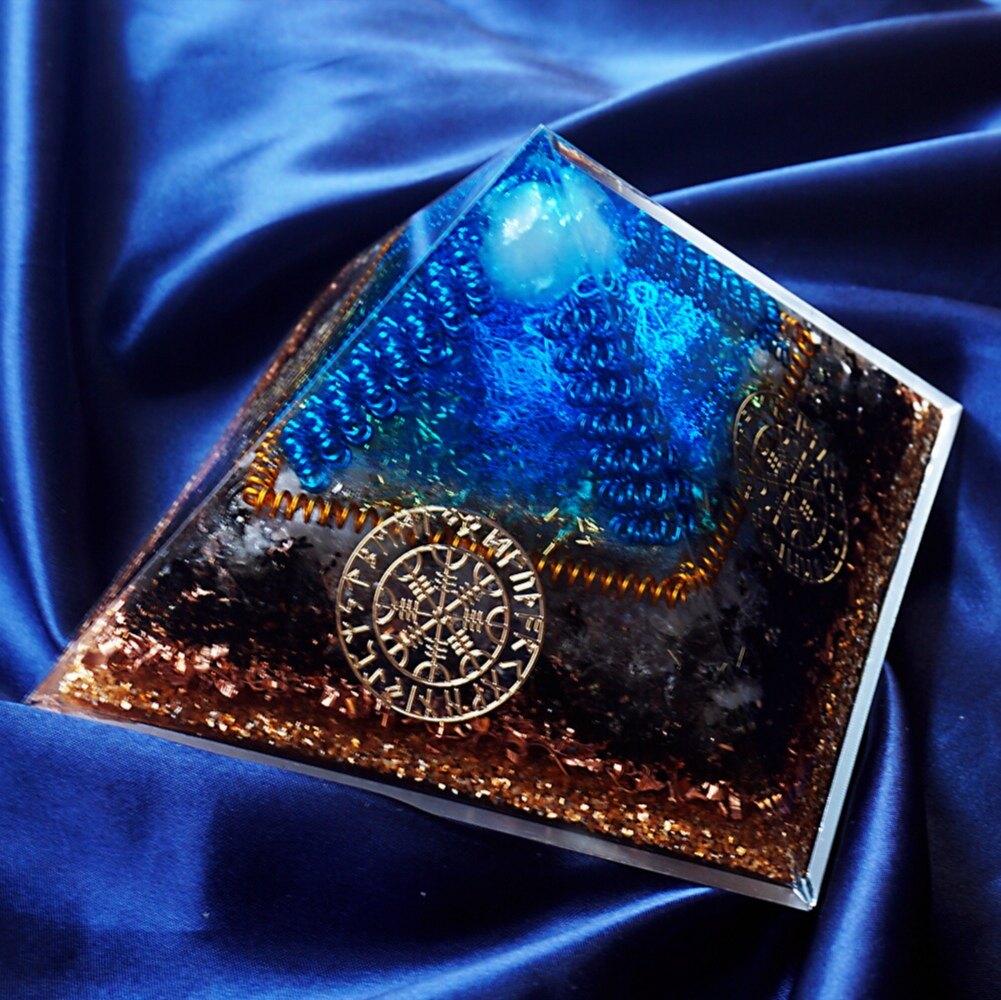 双倍四线圈 正品原创定制茶晶手工水晶金字塔车载办公玄关摆件