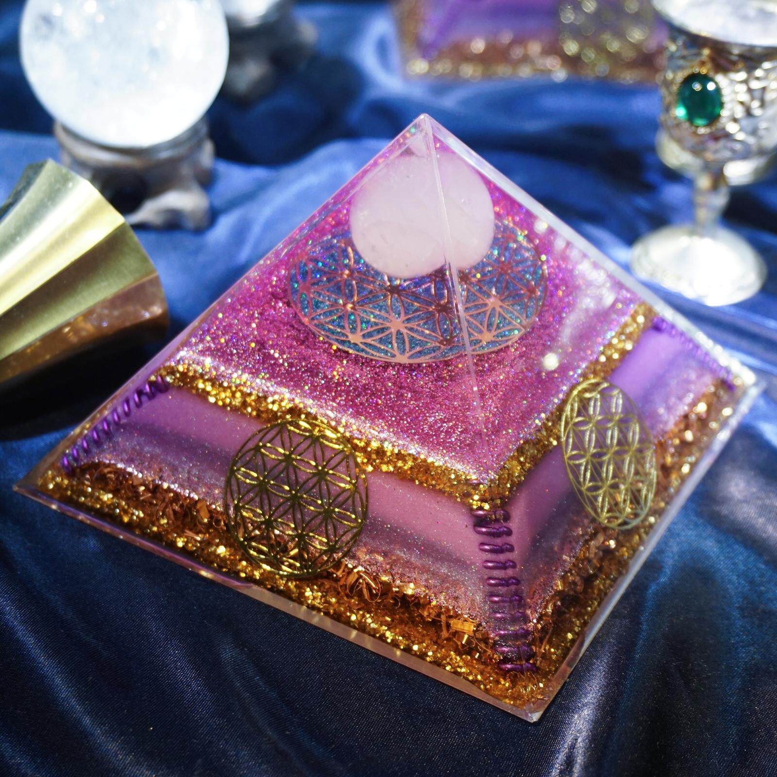 维纳斯之舞 品牌原创手工金字塔水晶塔摆件小众礼物车载家居玄关