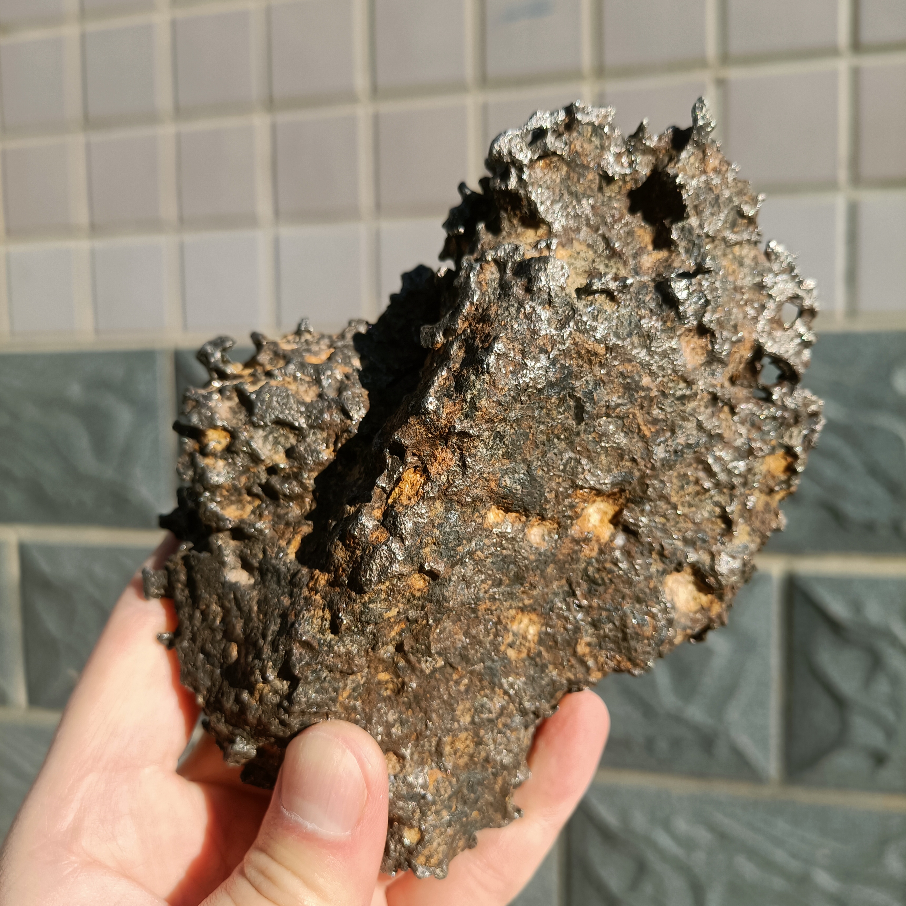 肯尼亚sericho石铁橄榄陨石博物馆级地表风凌精品原石天然星摆件