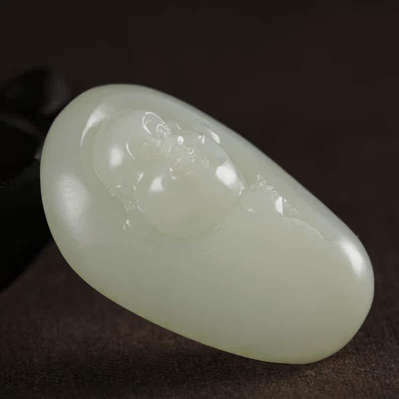 玉雕名家崔疆胜作品 和田玉羊脂白玉籽料佛公挂件 洒金黄皮 47.1g