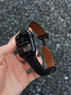 适用iwatch8表带真皮荔枝纹磁吸折叠扣apple watch9/7小众高级皮质苹果手表40/41/44/45mm女款秋冬高级感个性