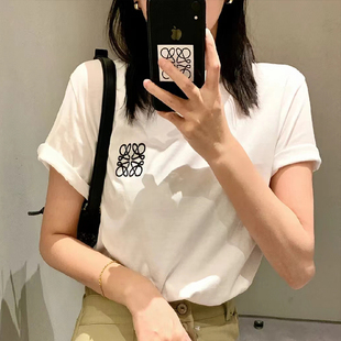 南油高端女装深圳 24夏季新款短袖上衣绣花圆领纯色字母图案T恤女
