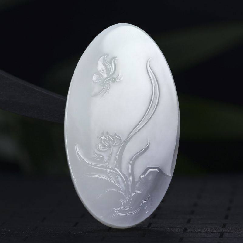 【空谷幽兰】和田玉烟青色挂件41.86克