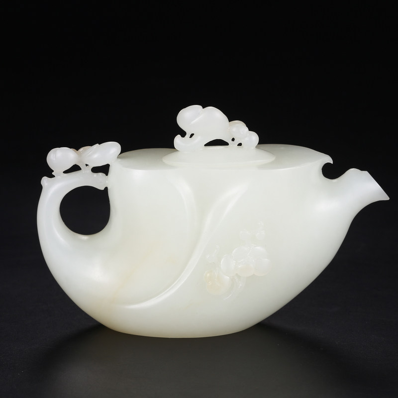 【省级玉雕大师王朝安作品】和田玉梅花壶138.35g