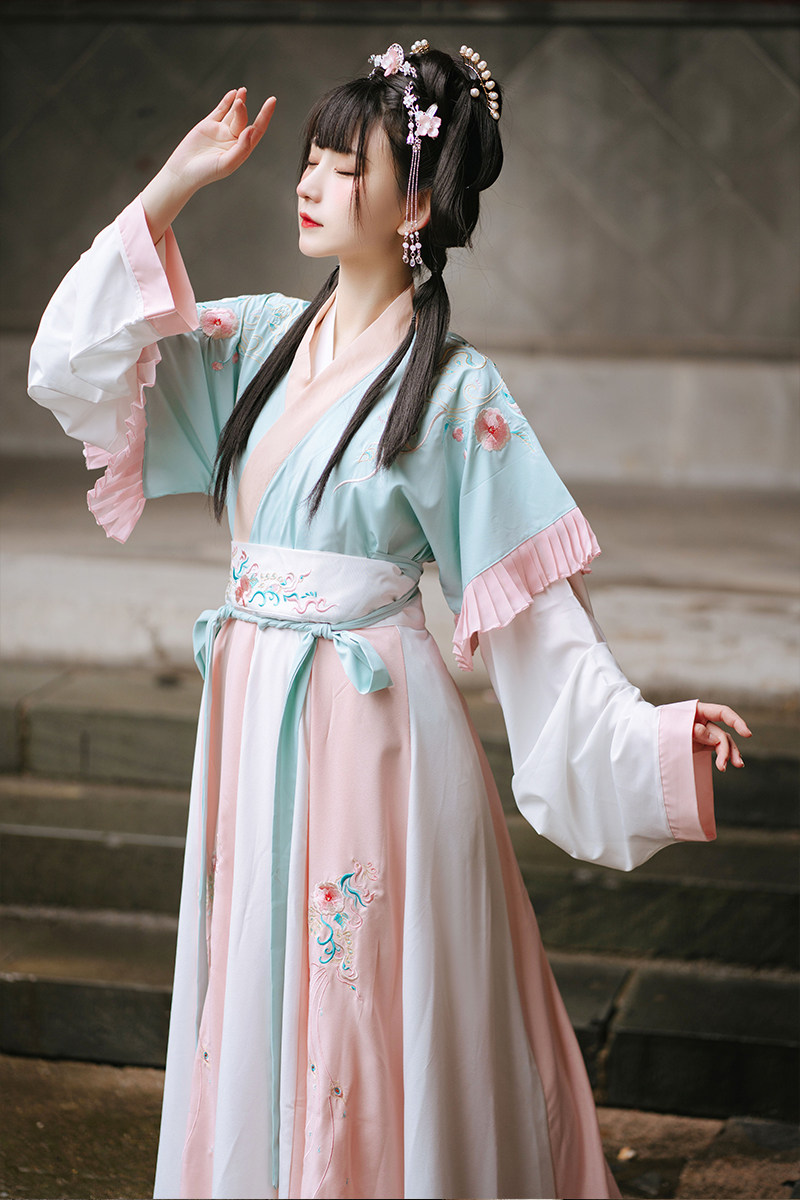 花神记灵语原创汉服女晋制交领襦裙齐腰秋冬刺绣6米摆—绝版清仓