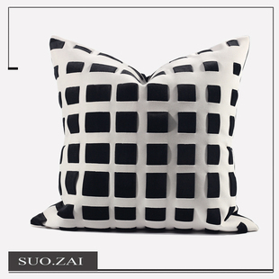 现代简约黑白色编织格抱枕轻奢意式高级感软装沙发客厅床头靠垫套