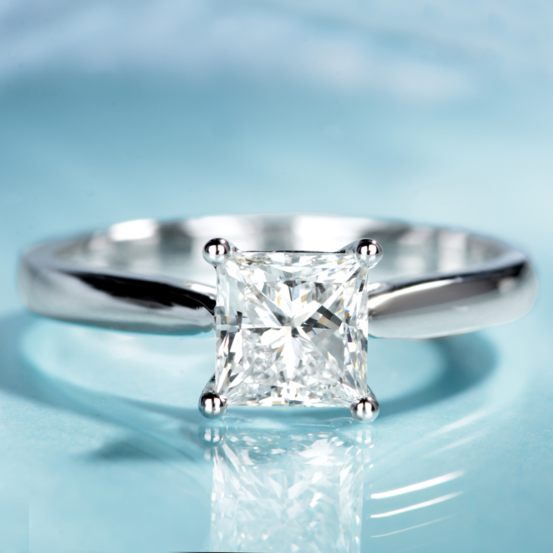 宝石矿工 18k白金gia公主方钻石戒指 简约结婚戒钻戒 戒托定制