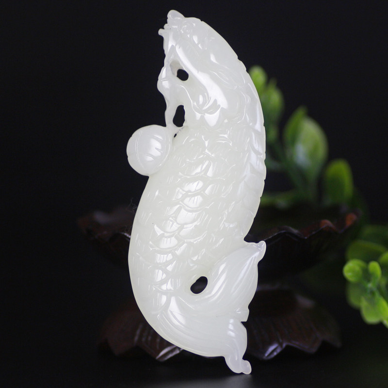 【神兽螭吻】 和田玉 护身上古神兽螭吻挂件 重50.98克