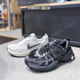 Nike/耐克2023年女秋V2K RUN休闲厚底老爹鞋跑步鞋FD0736-001-101