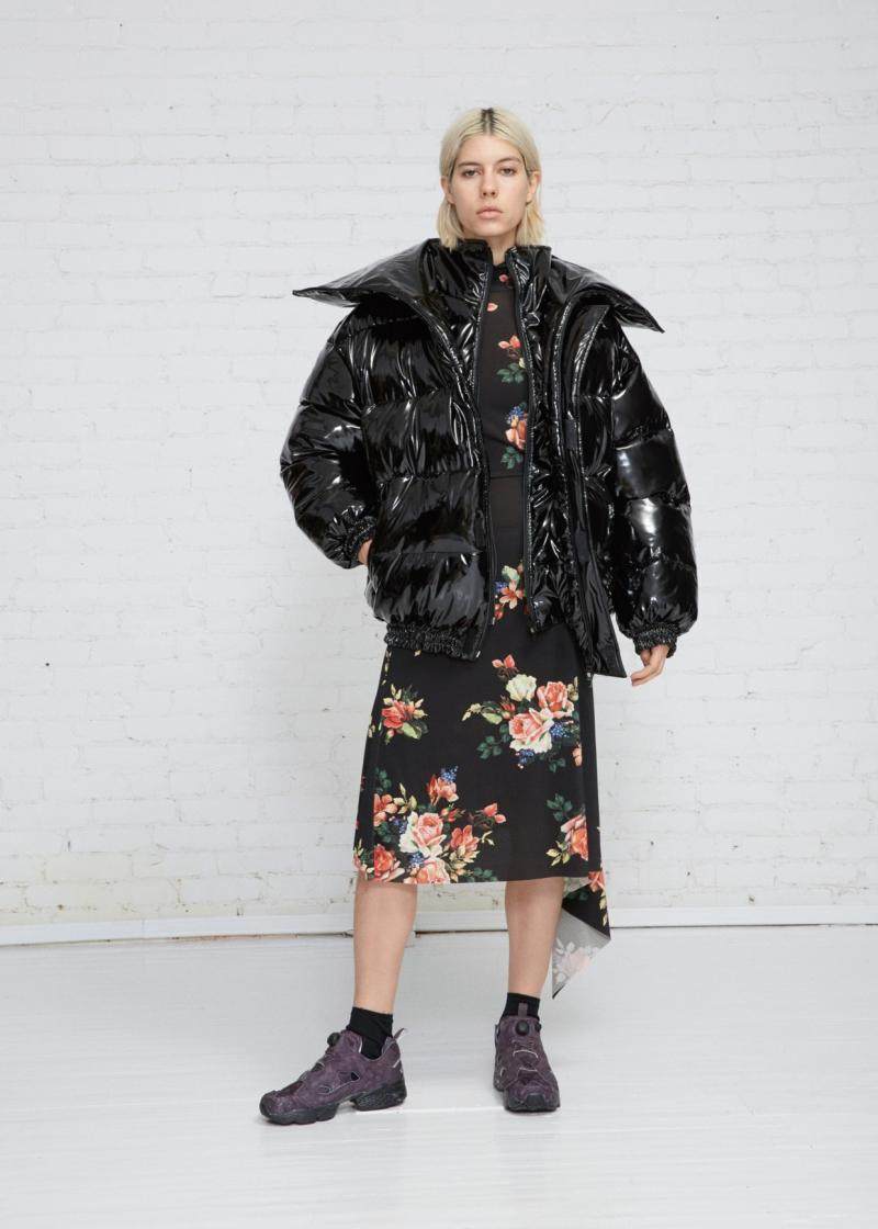 热销vetements羽绒服