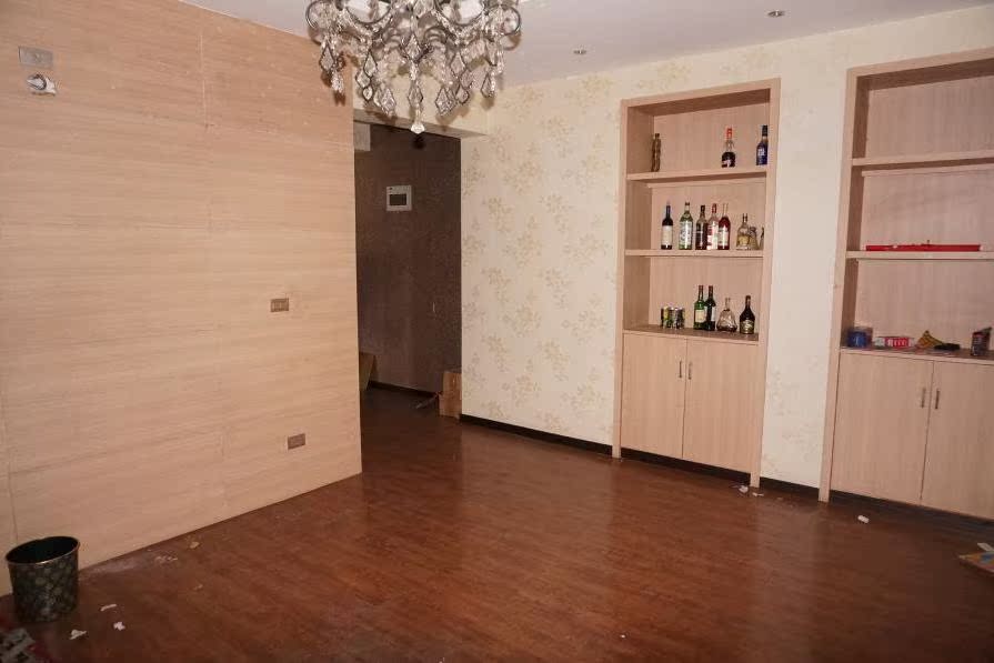 【第二次拍卖】温州市鹿城区黎明中路东方花苑b幢704室