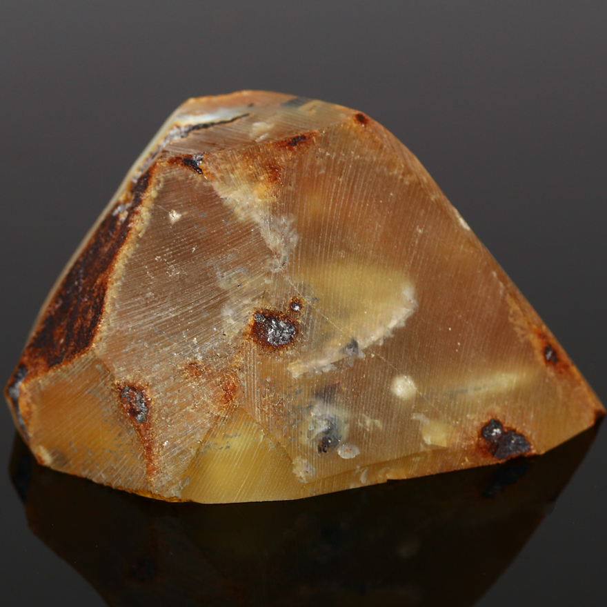 44.58克【强荧光】罕有精品琥珀原矿原石