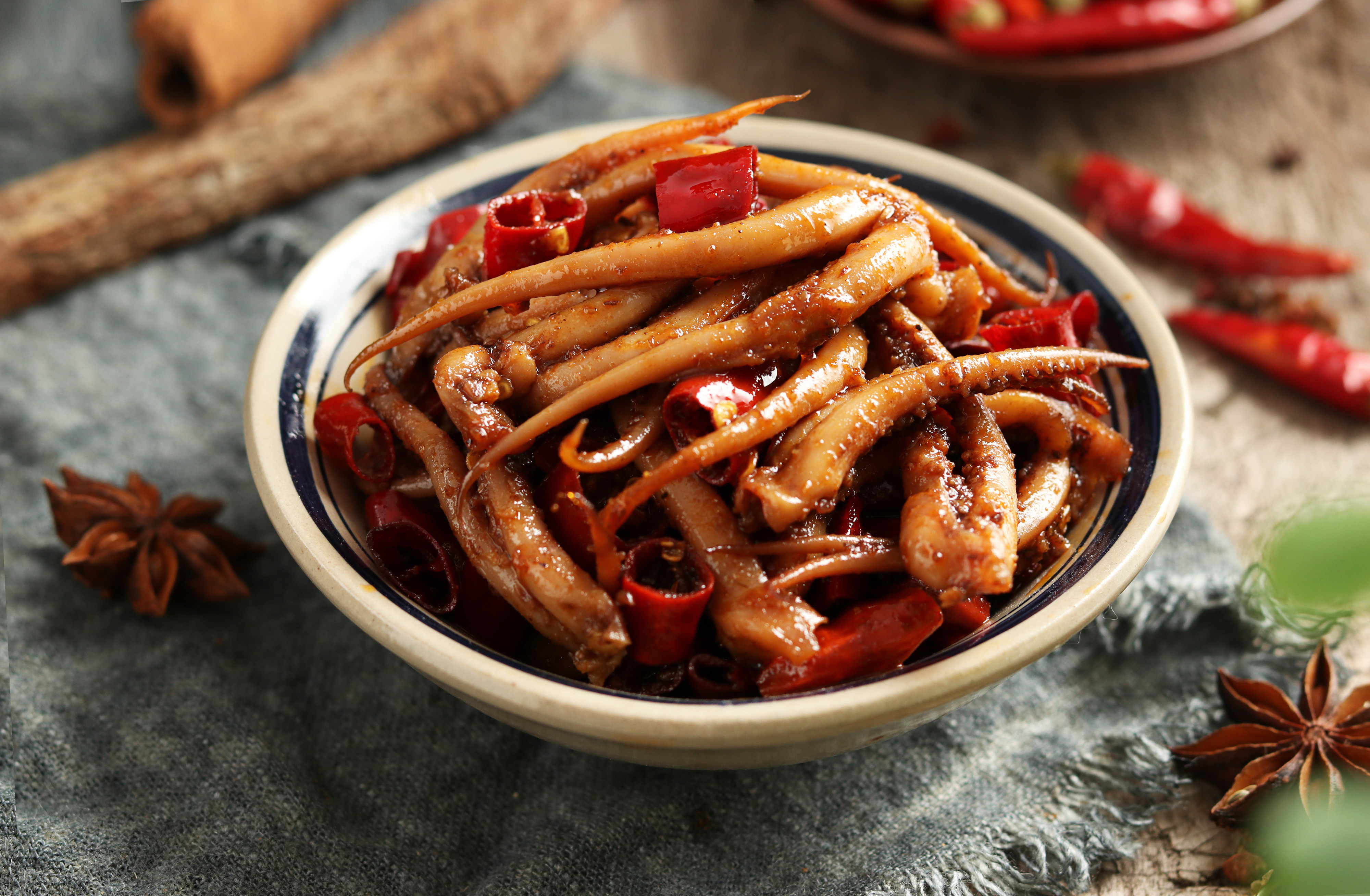 鱿鱼须 麻辣 罐装 罐装零食大额优惠券