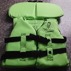 厂家直销专业钓鱼浮潜儿童成人马甲背心救生衣650D布料带胯带
