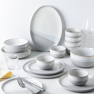 碗碟套装家用2024新款高级感碗盘简约碗筷组合高档陶瓷轻奢餐具