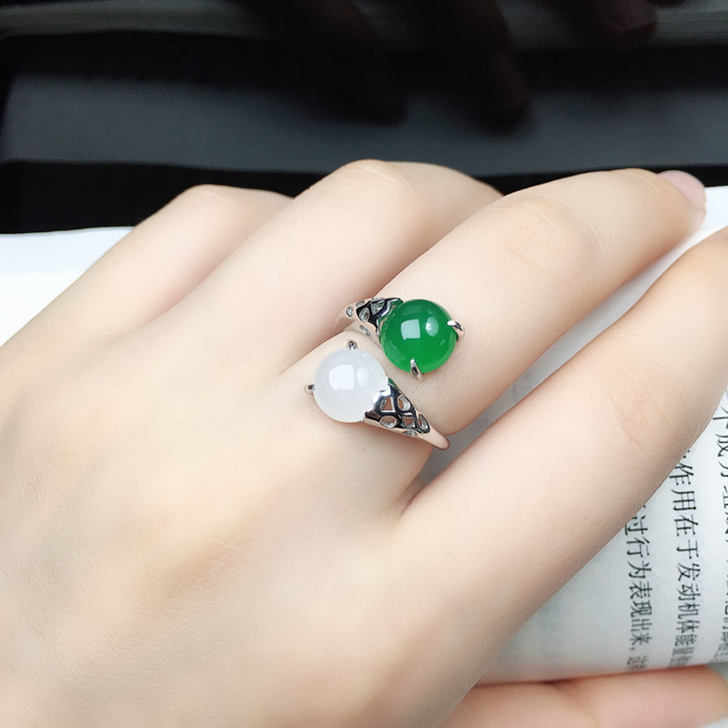 天然和田羊脂白玉绿玉髓玛瑙戒指女款S925纯银时尚个性玉指环礼物