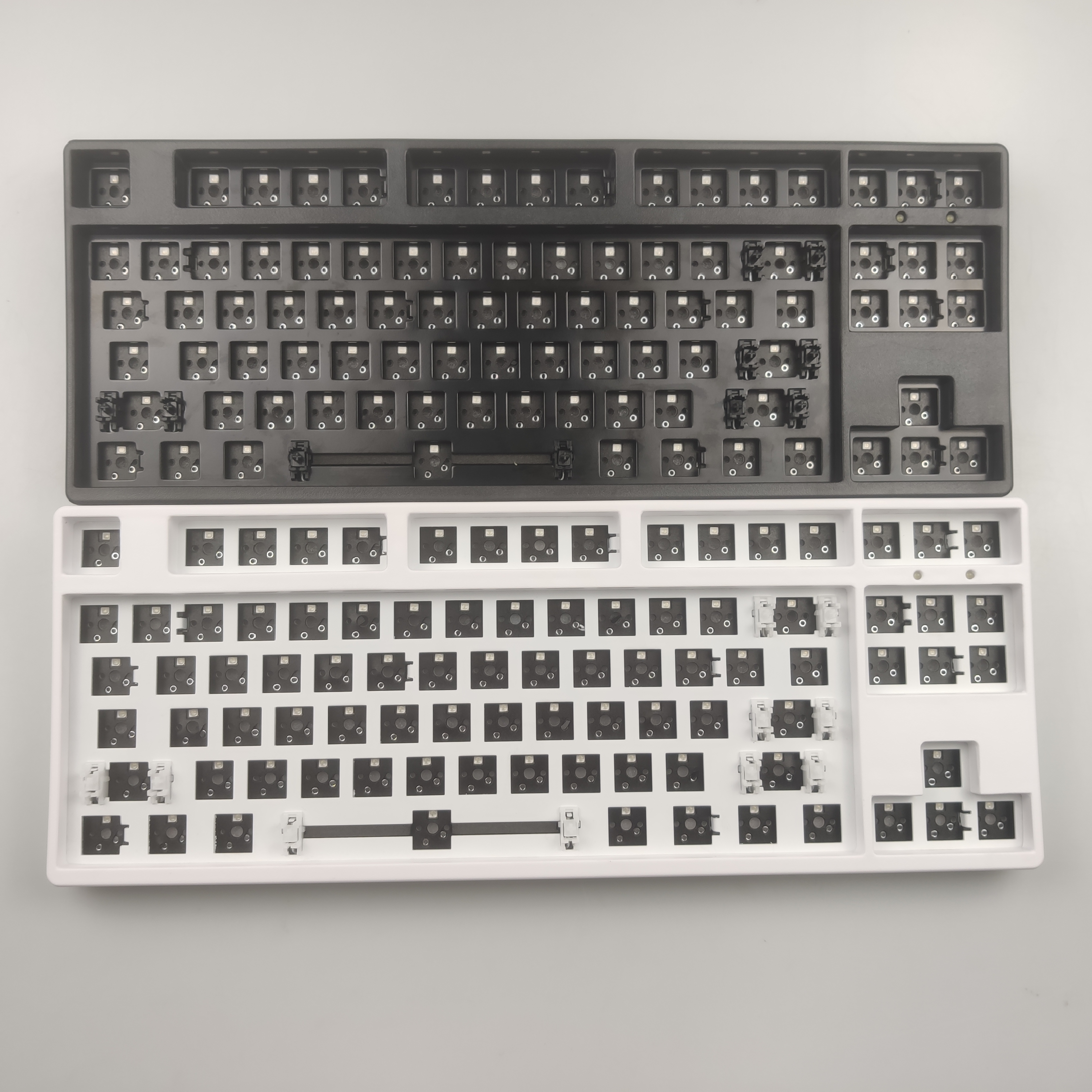 天一87键手工焊接套件客制化机械键盘diy手工焊接板套件RGB灯 有