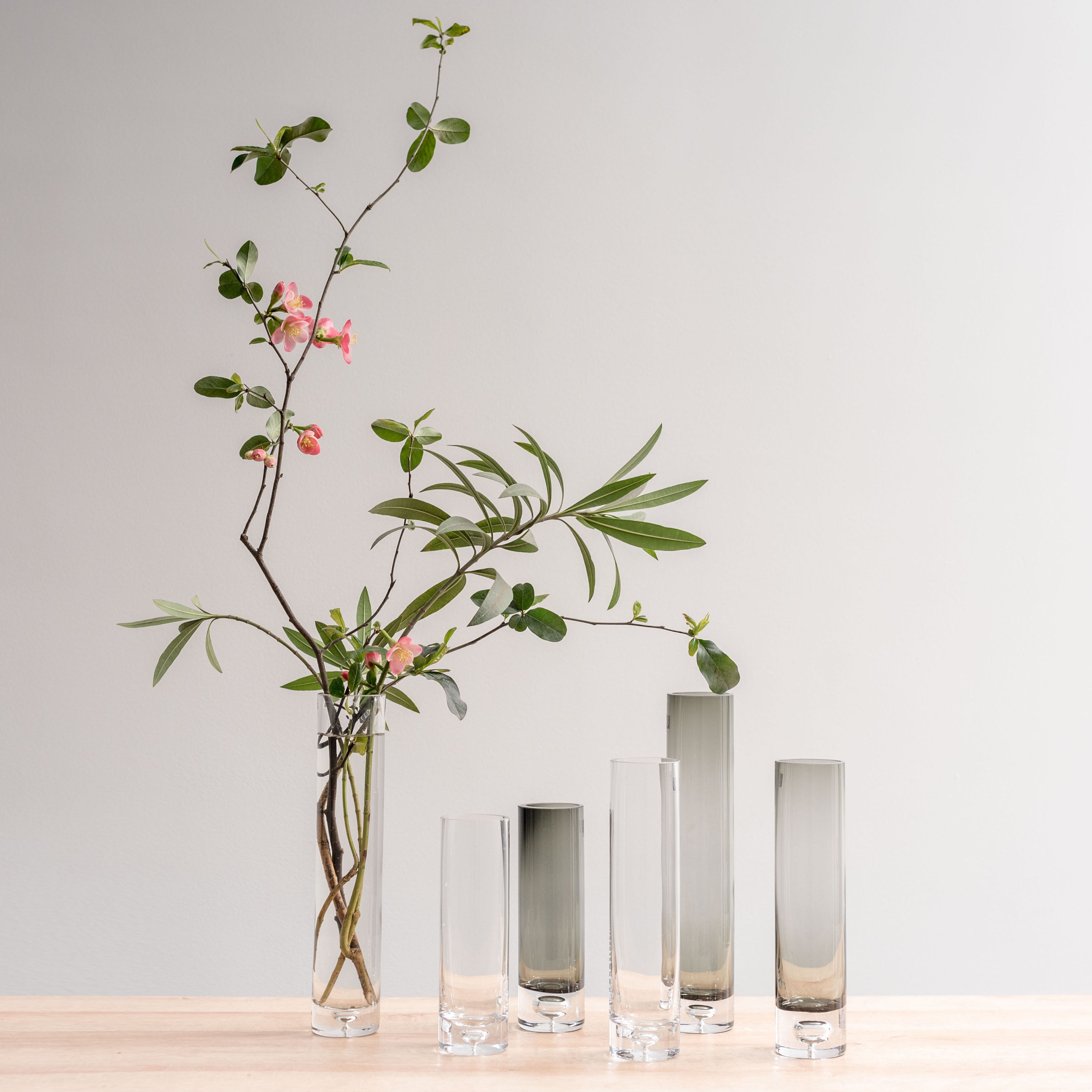 新品现代简约时尚白灰色ins风玻璃花瓶直立北欧摆件植物花卉客厅