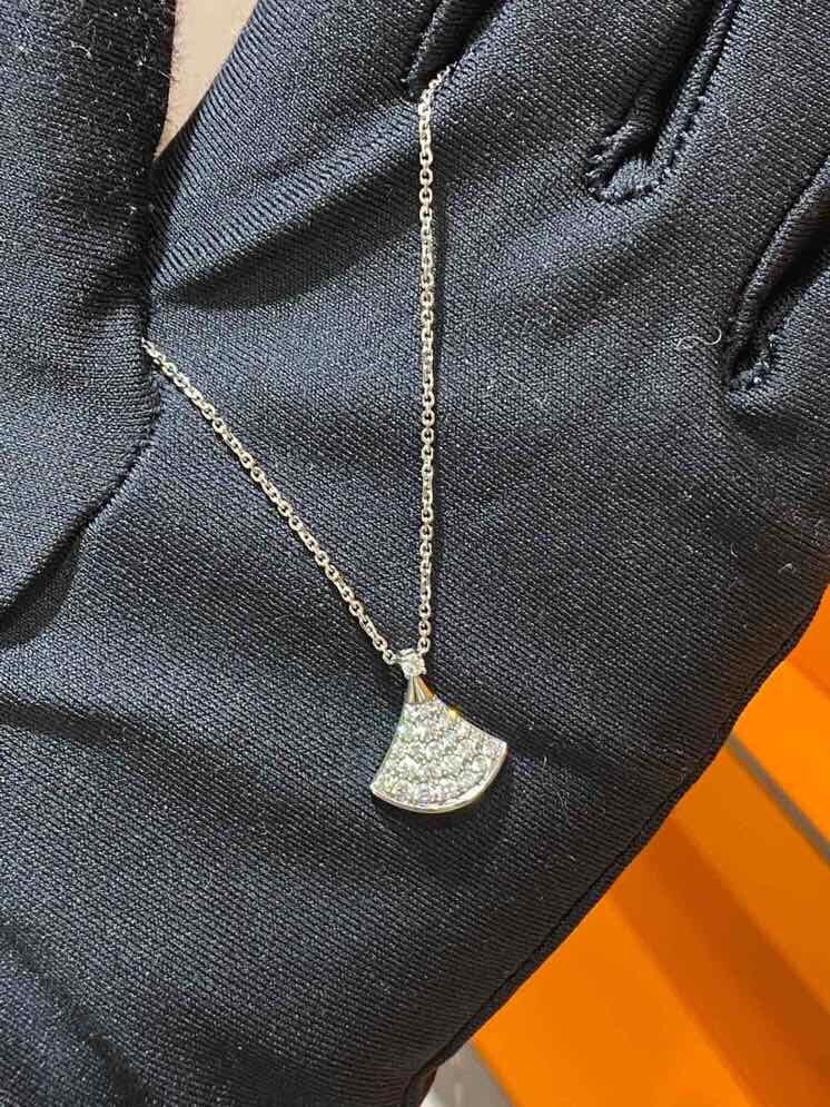 二手99新bvlgari/宝格丽divas系列白金小扇子形小号满钻项链