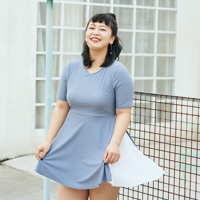 大码游泳衣女胖mm200斤显瘦遮肉保守宽松平角分体温泉加肥四面弹