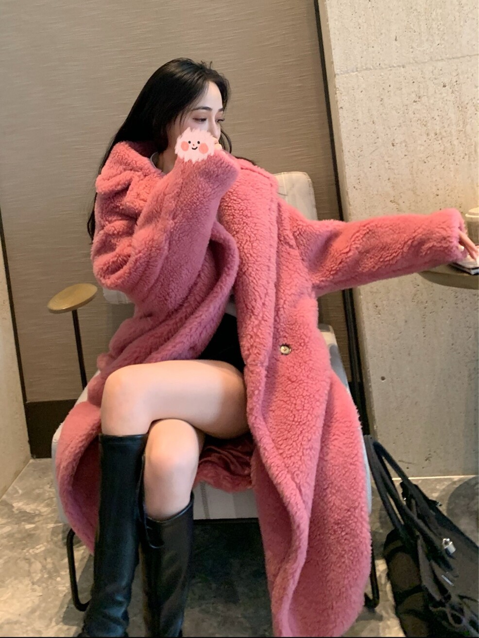 粉色羊羔毛外套女中长款