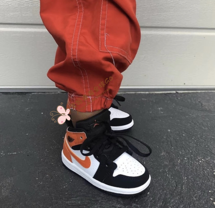 美英購回 現貨 正品JORDAN 1童鞋男女童高幫運動鞋籃球鞋喬1 AJ1在類目 童鞋/嬰兒鞋/親子鞋, 運動鞋中 - 來自Buy2taobao.com提供專業的淘寶代購服務