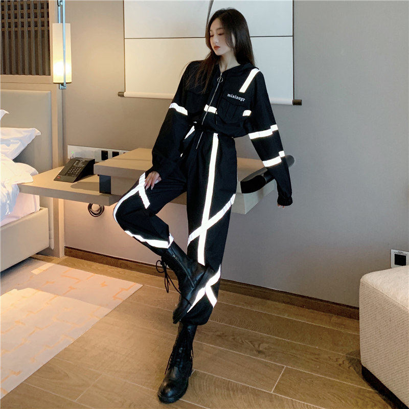 时尚工装连体裤女装酷套装帅气春秋裤子潮炸街气质2021年新款连衣