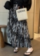 褶皱半身裙女欧洲站2024夏季新款欧货黑白撞色休闲百搭气质长裙潮