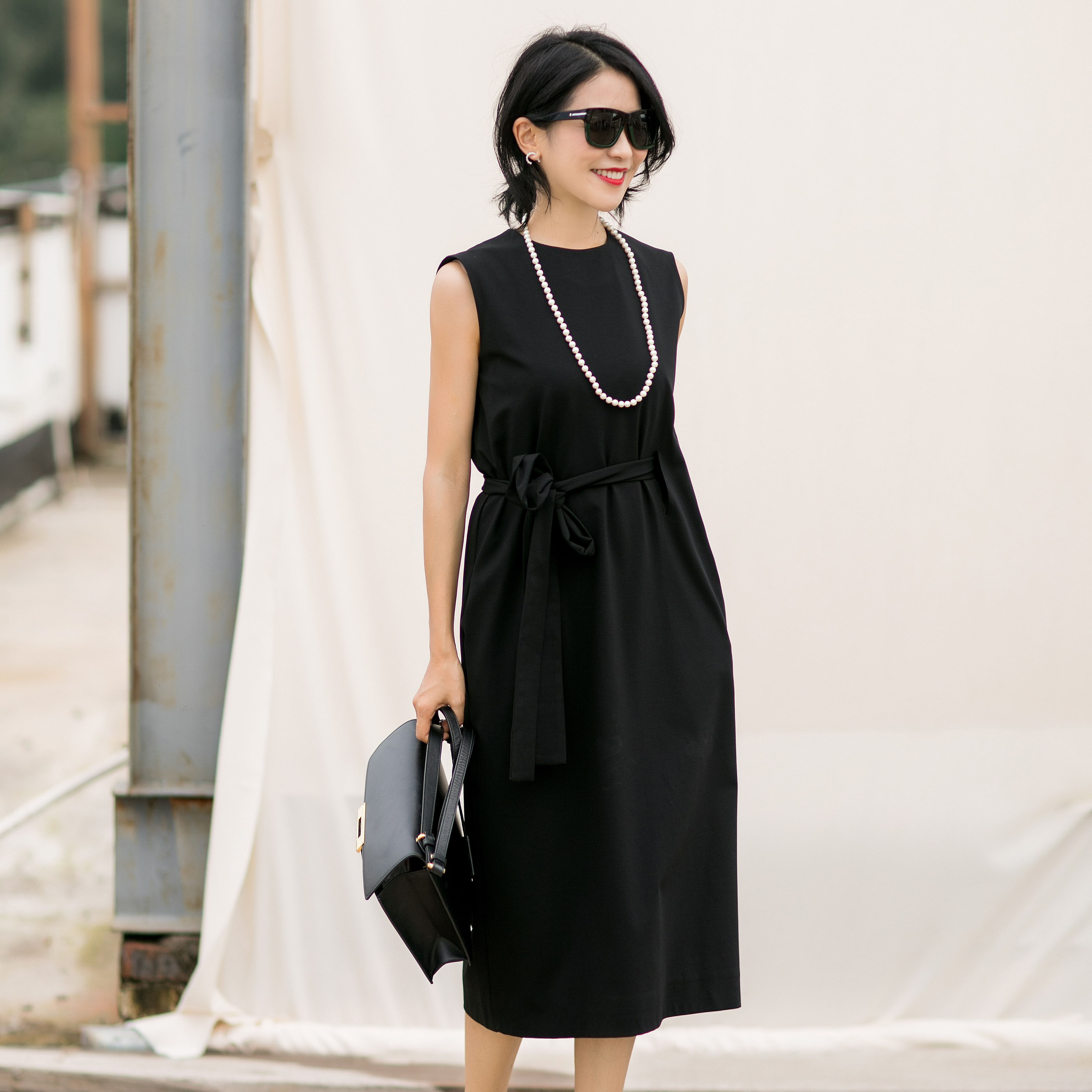 【e&g】809106 通勤简洁 h型系带直身连衣裙 两种穿法 百搭黑