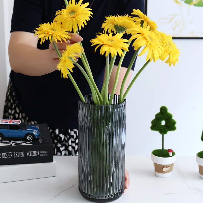 复古玻璃花瓶北欧摆件简约现代客厅鲜花插花花器家居竖式条纹直筒