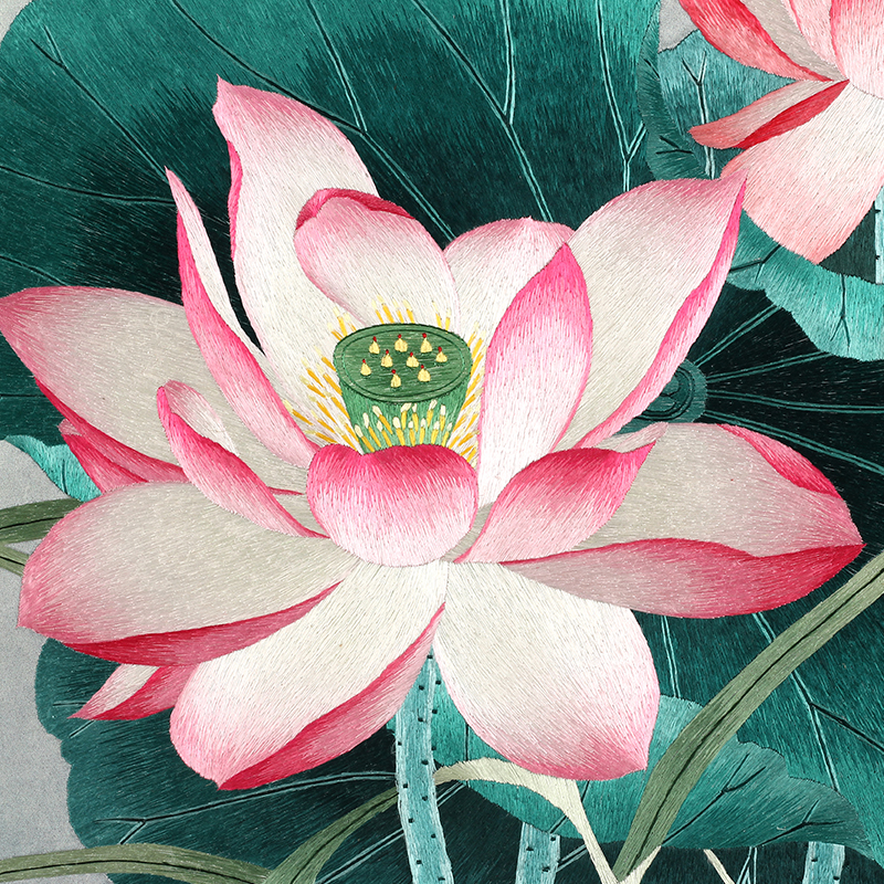 【直供】国家非遗湘绣 荷花《清水出芙蓉》手工刺绣单面绣卷轴