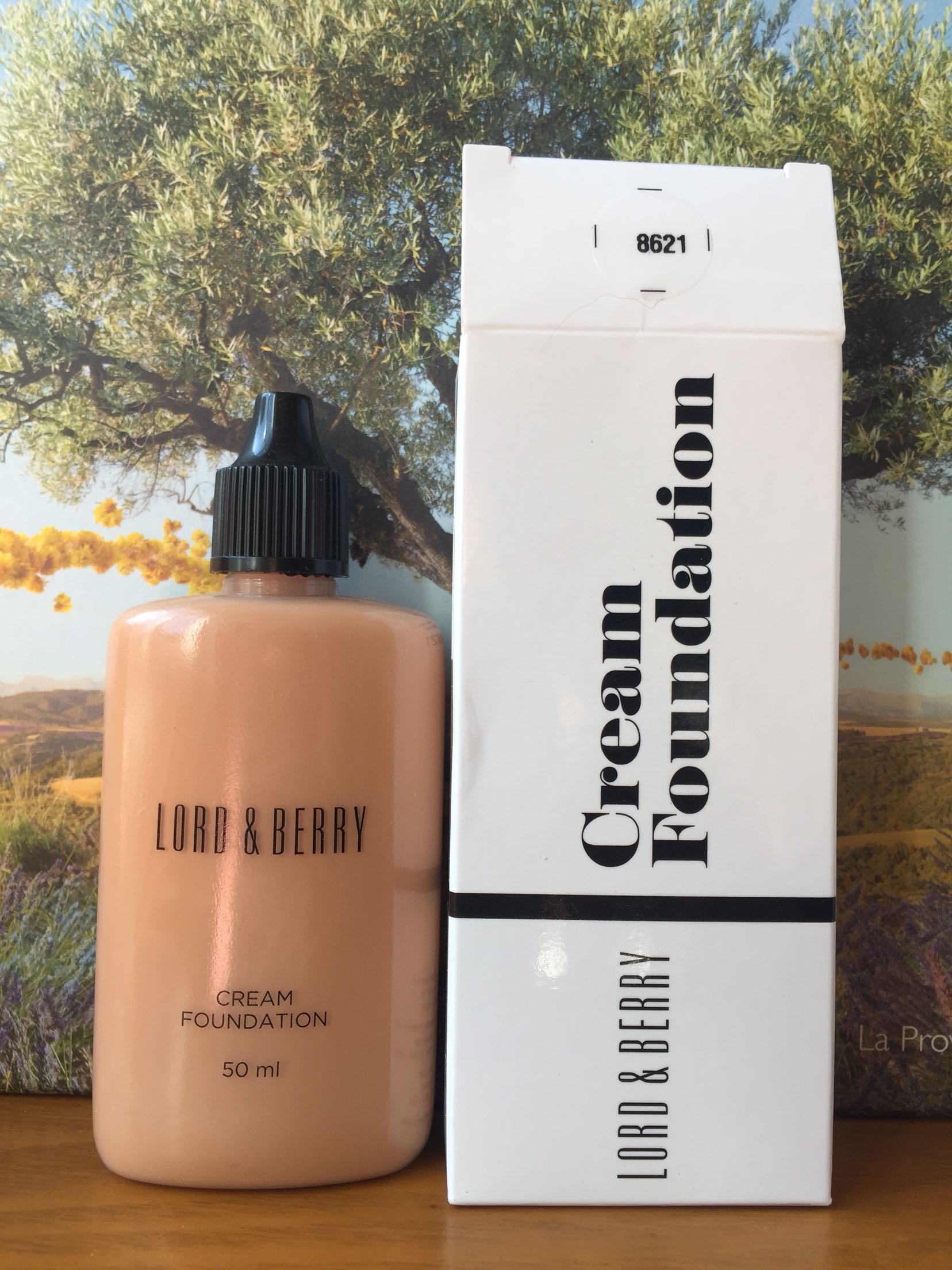 LORD & BERRY滋润无瑕粉底液50MLCREAM FOUNDATION蜜色小麦色现货在类目 彩妆/香水/美妆工具, 粉底液/膏中 - 来自Buy2taobao.com提供专业的淘宝代购服务