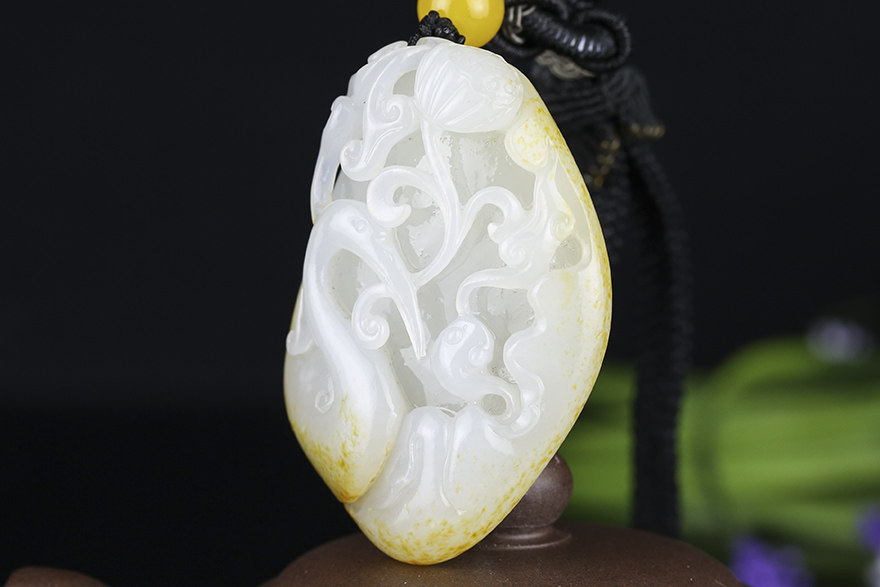 国家级玉雕大师蒋喜美石坊作品羊脂玉 一路连科 挂件 64.3578g