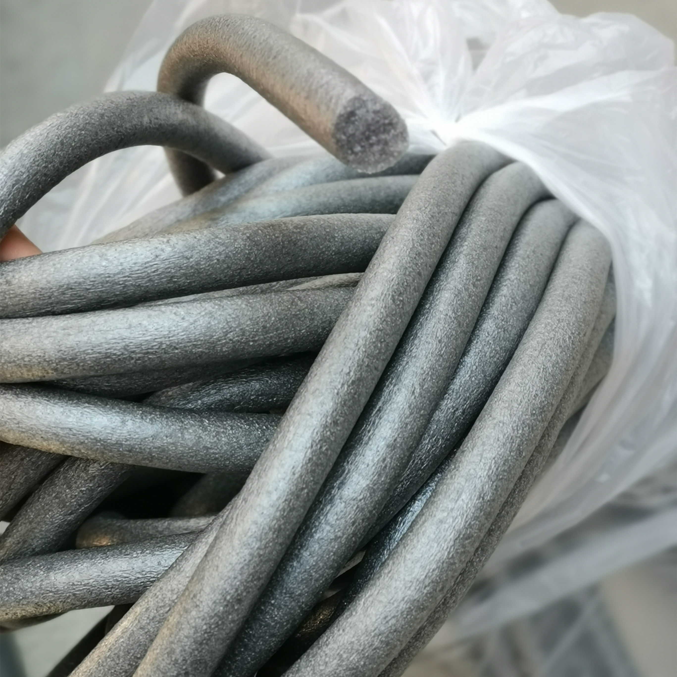 填缝泡沫条实心泡沫棒圆条婚庆插花门窗密封条幕墙塞缝海绵条包邮