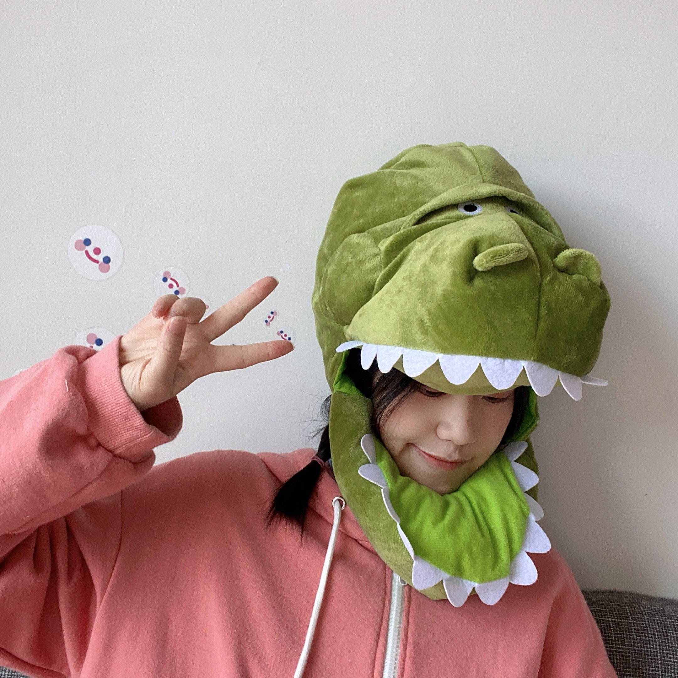 日韩ins可爱少女心创意搞怪动物暴暴龙恐龙头套帽子拍照出游道具