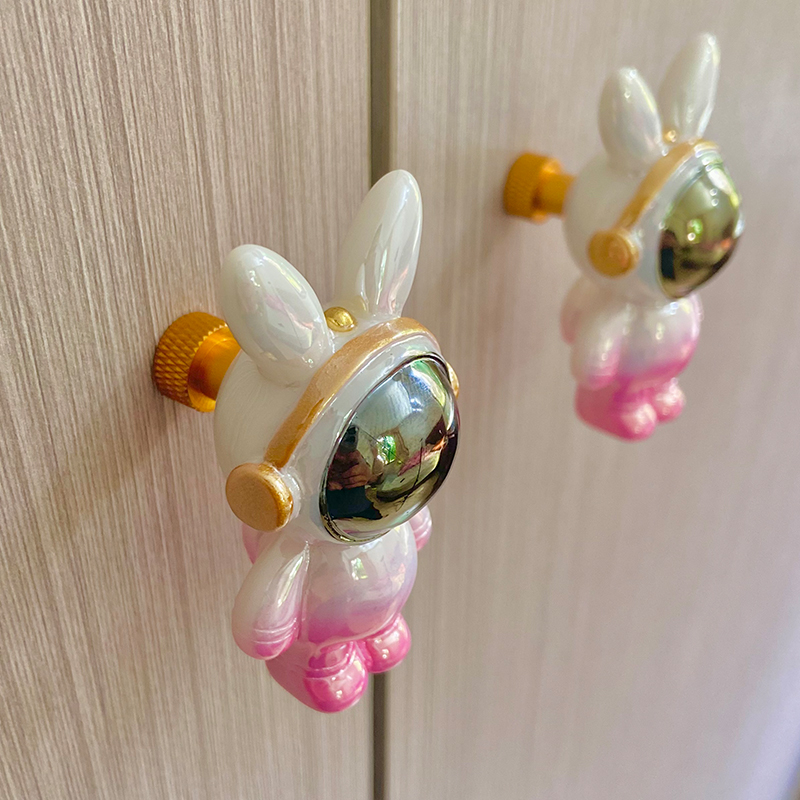 原创设计可爱宇航兔拉手儿童房衣柜门橱柜子抽屉榻榻米粉色小把手