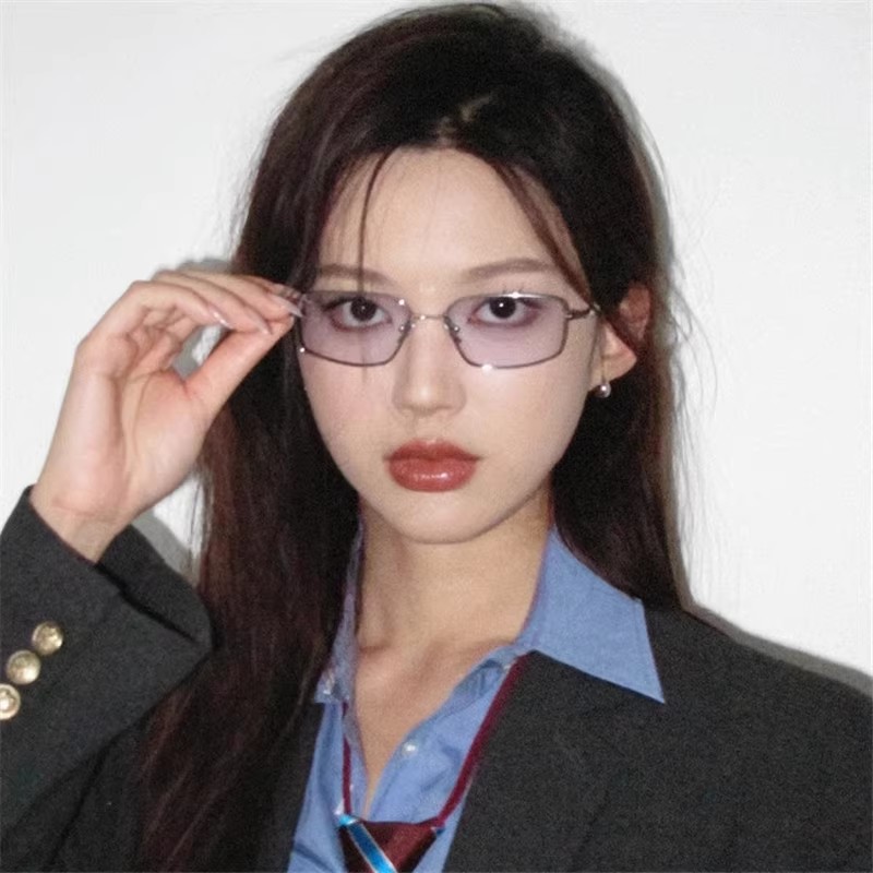 韩版金属方形浅蓝色太阳镜个性文艺时髦凹造型Y2K时尚街拍墨镜女