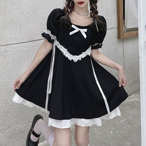 2022 summer new short sleeve college style girl sense lace bubble sleeve court small black dress dark black dress women