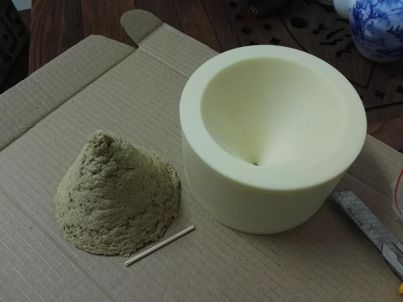 艾灸艾壮模具圆锥艾模督灸贴穴灸特大雷火炮灸底8高6CM龟甲灸促销