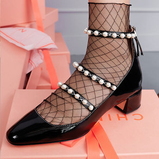 黑gucci ChinChin 2020秋 新品歐美甜美方頭珍珠飾帶中跟黑真皮漆皮鞋靴 黑色gucci包