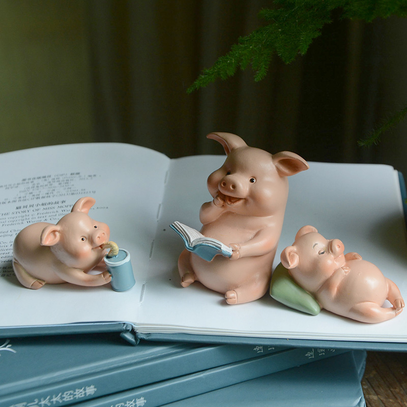 创意树脂摆件可爱个性看书小猪装饰品
