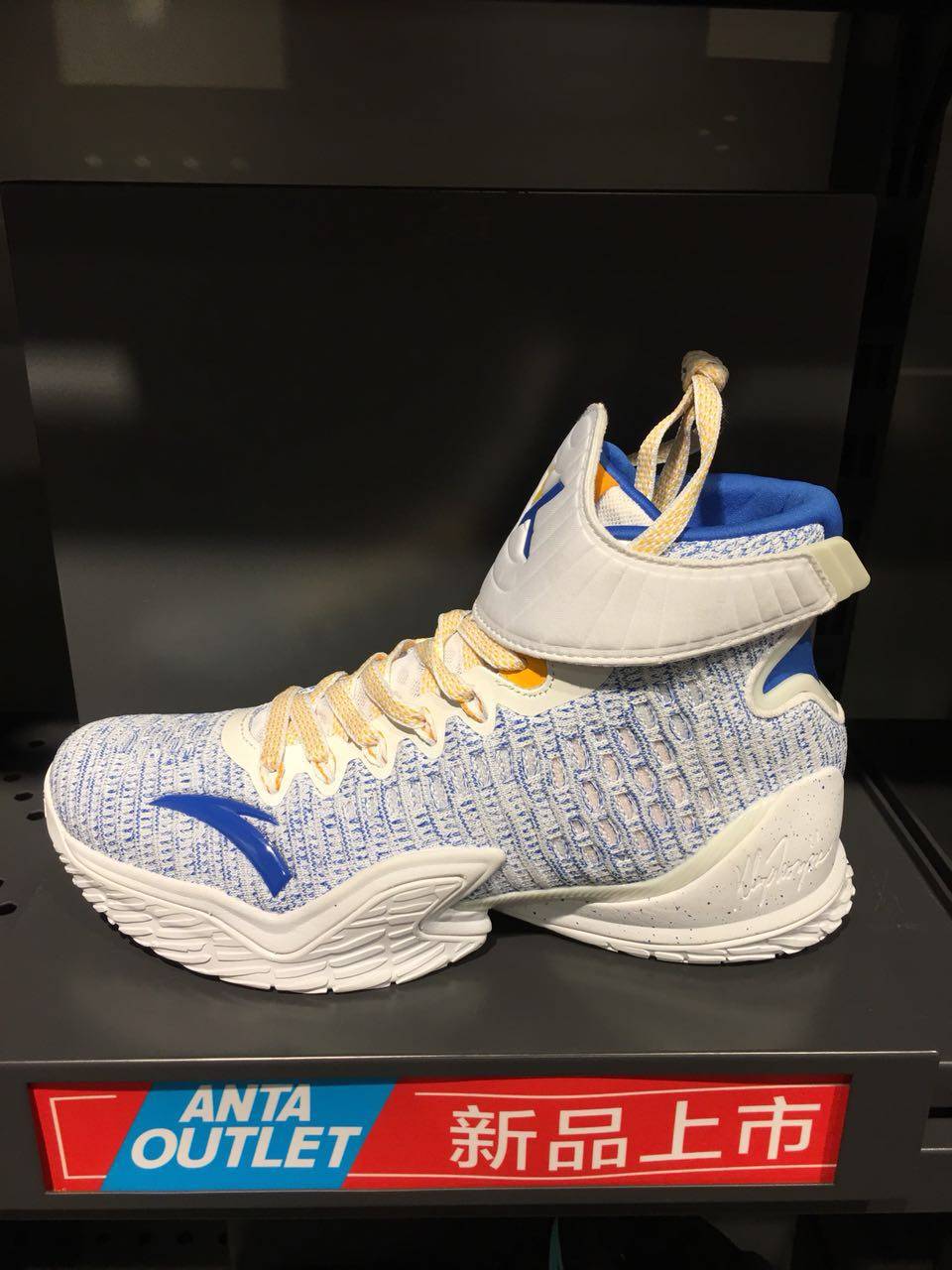 省10元 安踏篮球鞋男鞋2019年夏新款低帮轻骑兵4代汤普森kt4战靴