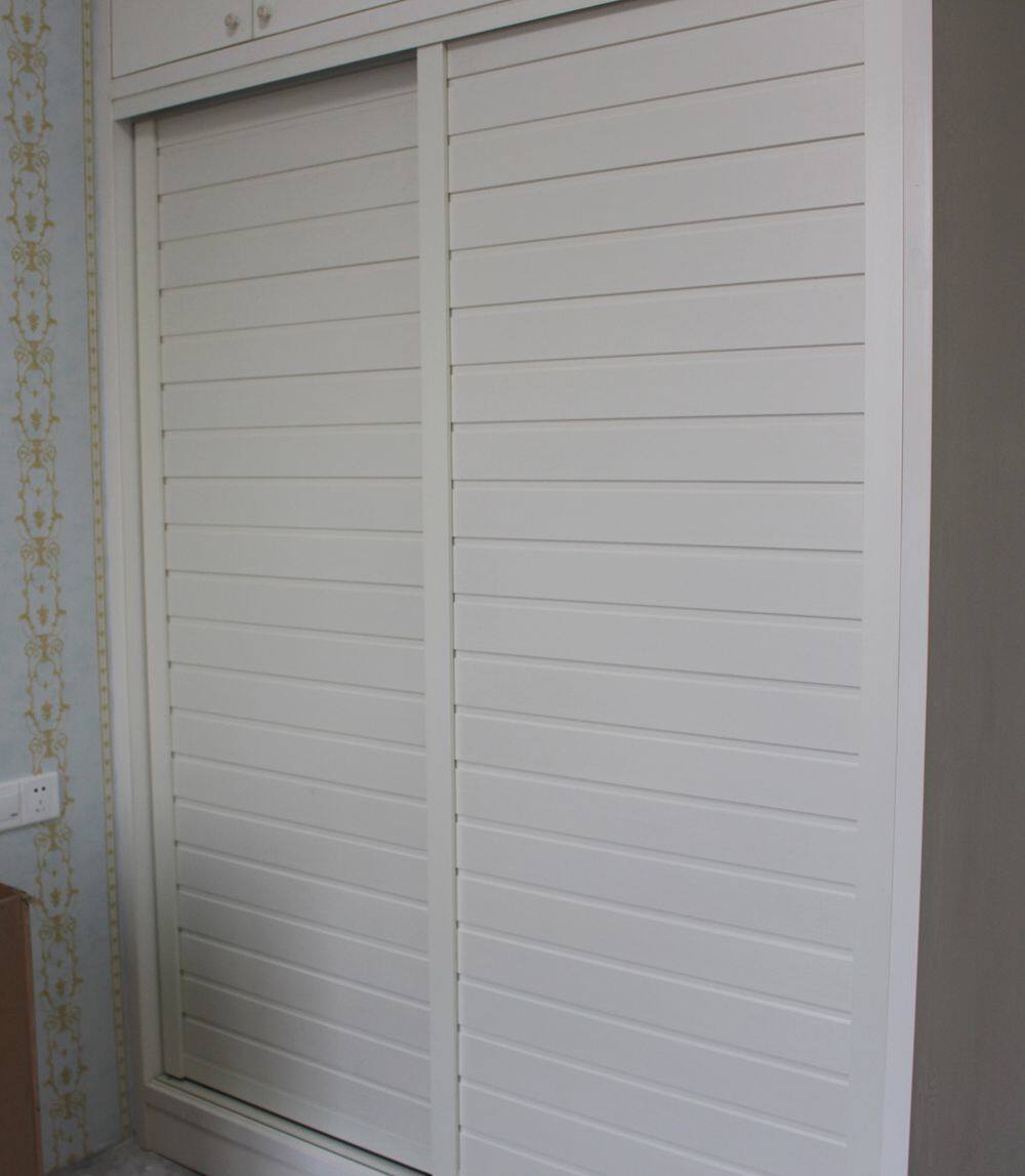 > 铝合金壁柜门