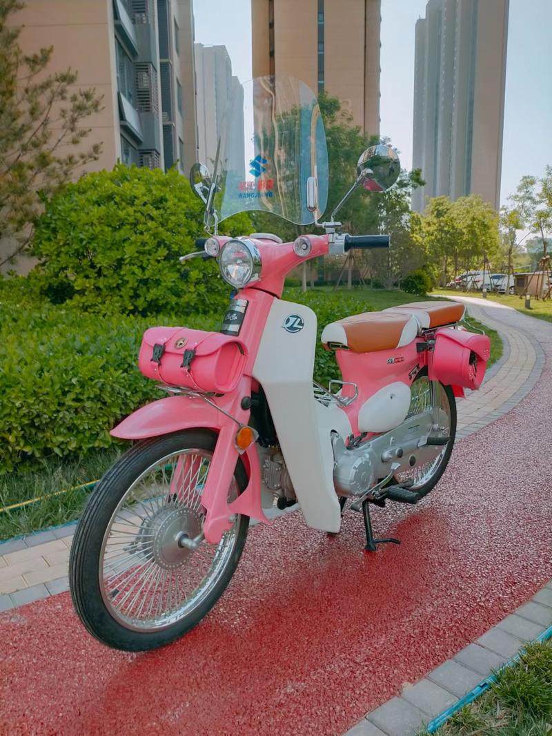 重庆嘉陵全新coco2021复古经典两轮燃油125cc弯梁摩托穿越版现货